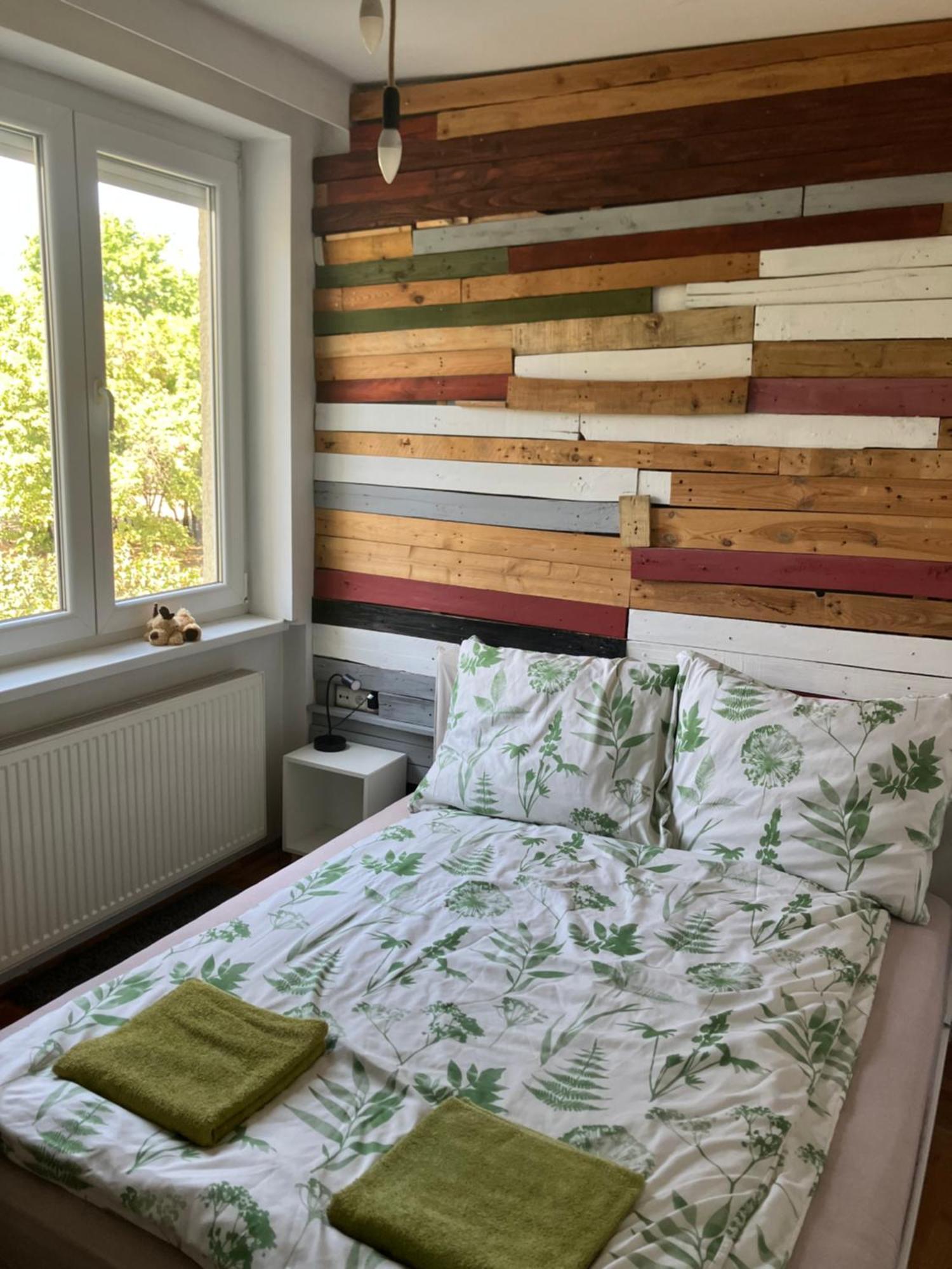 Designer Feszek Apartment *